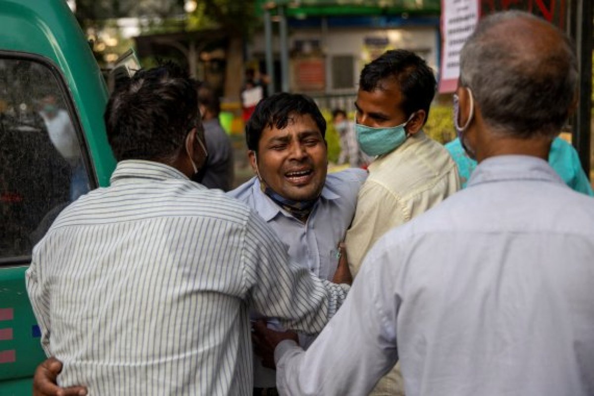 Medical aid shipment from UK to India #3