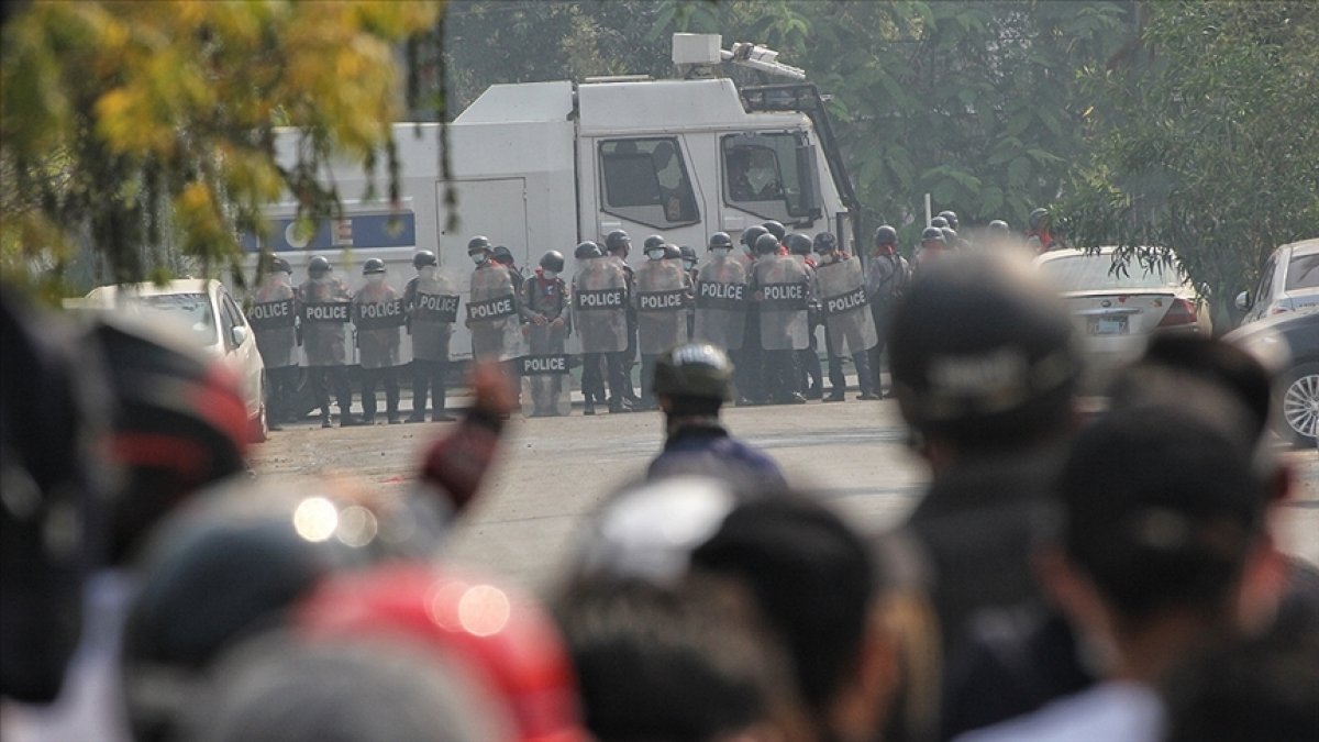 Myanmar’da gösterilerde ölenlerin sayısı 753 oldu
