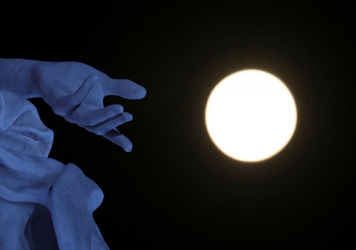 Second Super Moon of 2021 observed last night #4