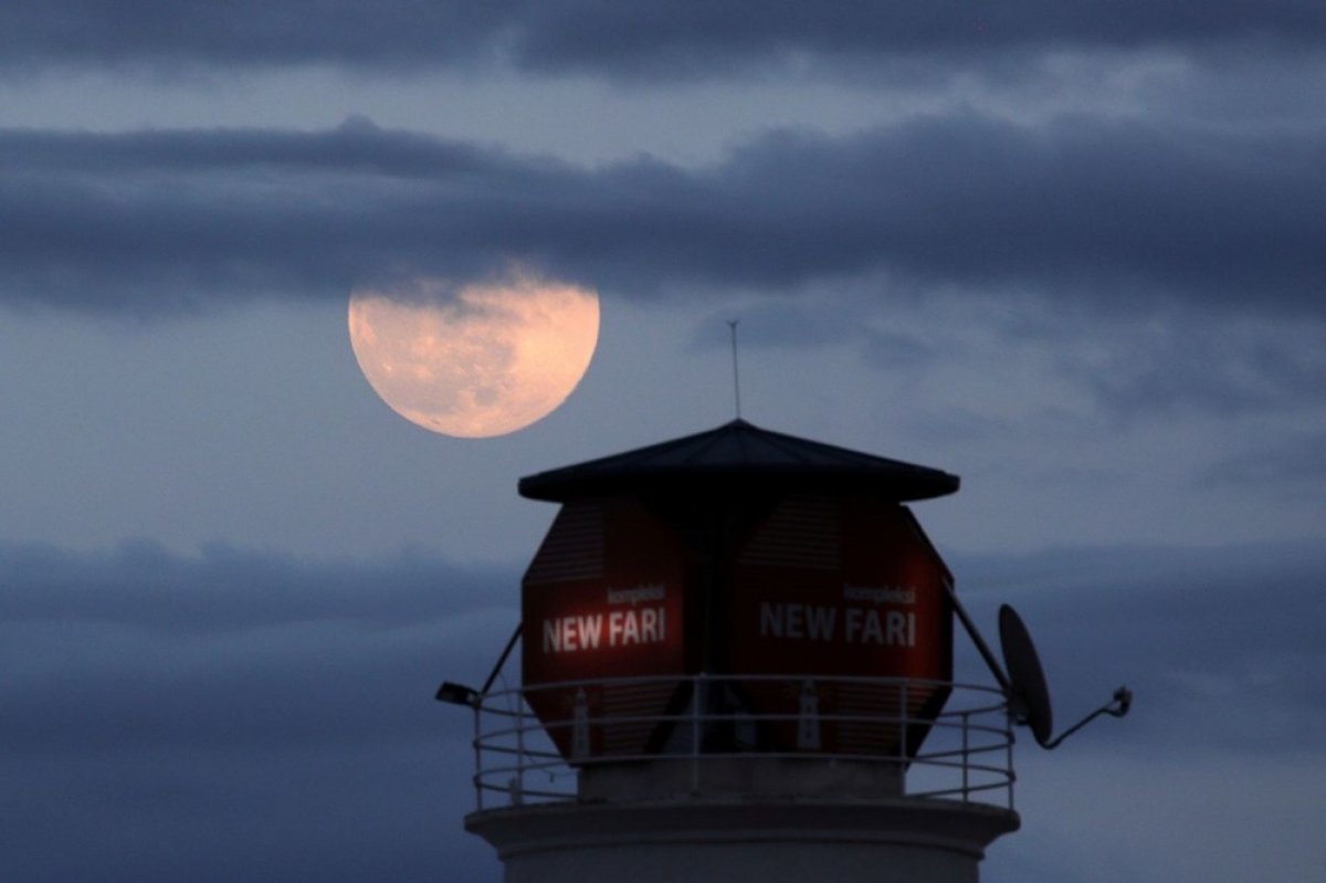 Second Super Moon of 2021 observed last night #7
