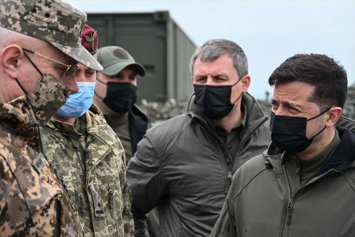 Visit from President of Ukraine Zelensky to the front line #4