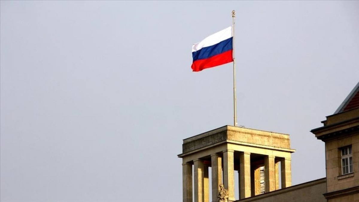Deportation decision for 7 diplomats in Russia