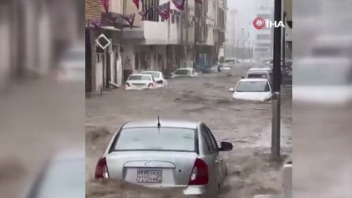 Heavy rains cause flooding in Saudi Arabia