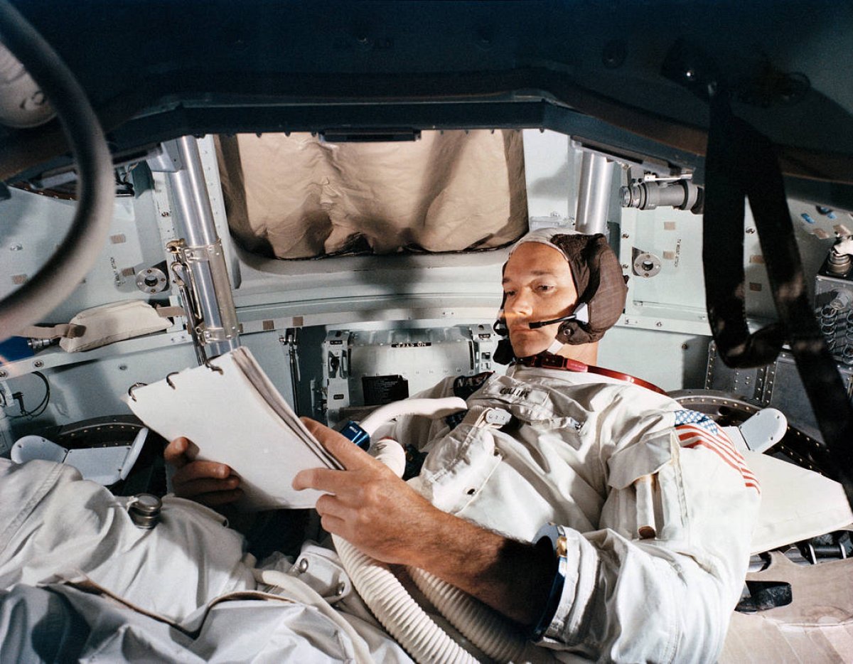 Apollo 11 Astronaut Michael Collins dies #1