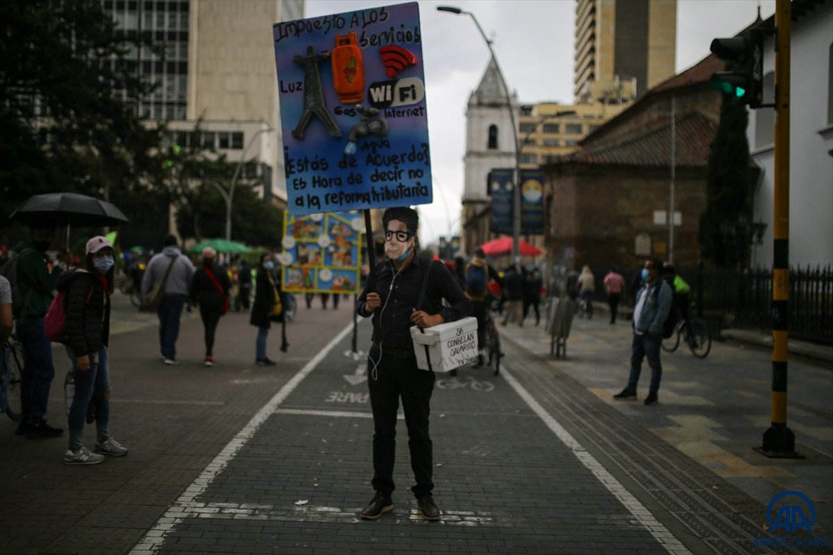 Kolombiya'da vergi reformu protestolarında olaylar çıktı