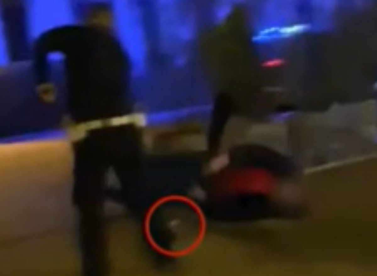 Polish police shot the attacker walking on him #2