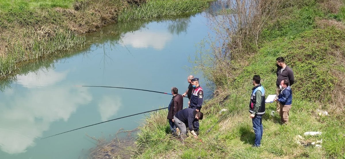 Kocaeli'de kaçak sazan avcılarına suçüstü