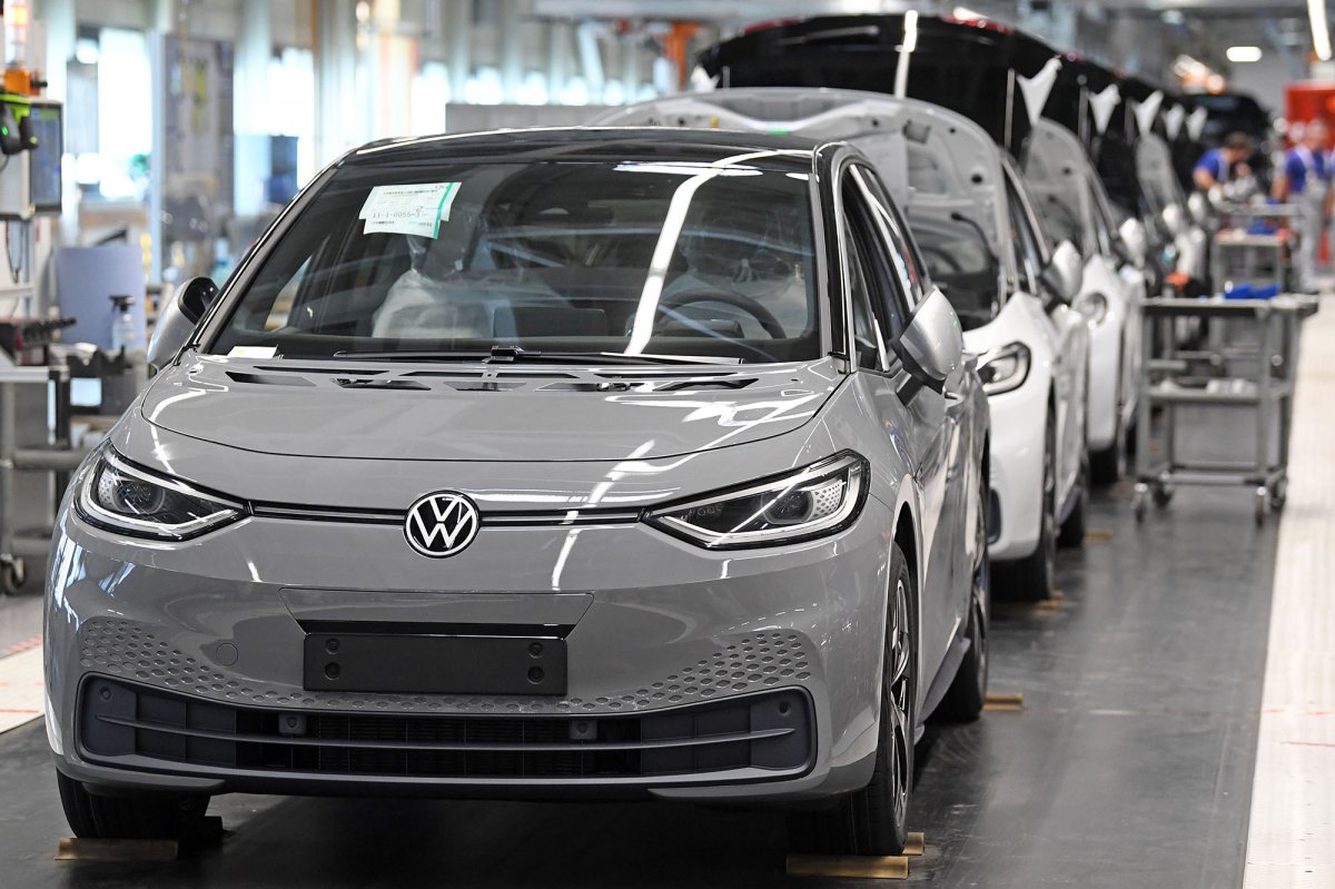 Volkswagen, Çin'deki elektrikli araç fabrikasının yapımına başladı