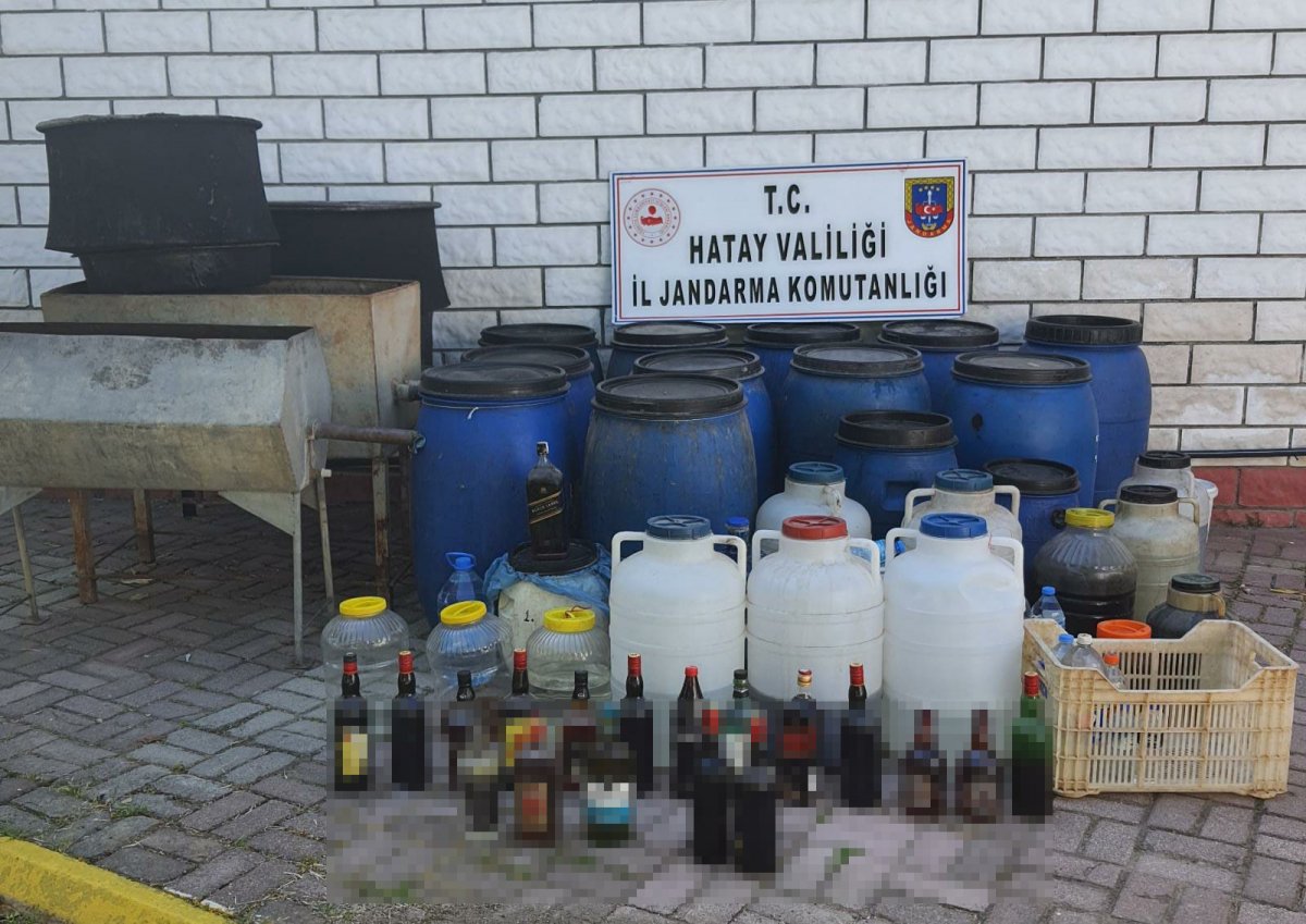 Hatay'da kaçak alkol operasyonu