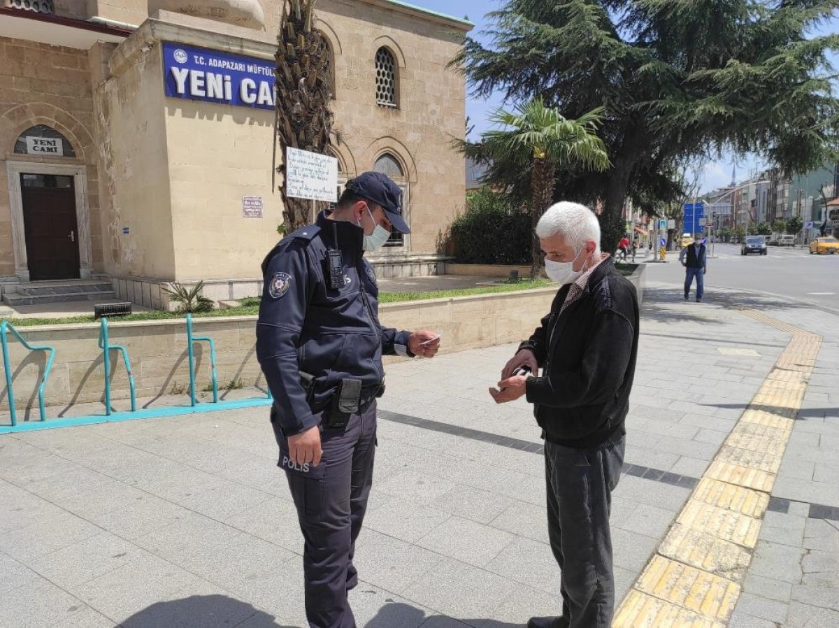 Sakarya'da izin belgesi olmadan dışarı çıktı, cezadan kurtulamadı