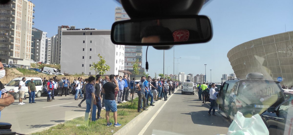 TFF 1. Lig maçlarında kurallara uyulmadı