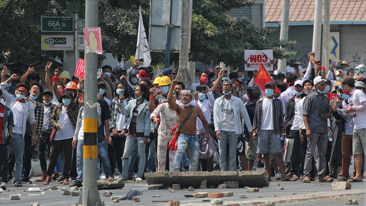 BM: Myanmar’da devlet işleyişi durma noktasında