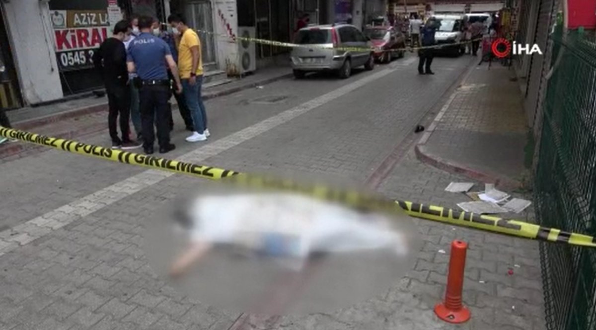 Adana’da 9 katlı iş hanının çatısından düşen kadın öldü
