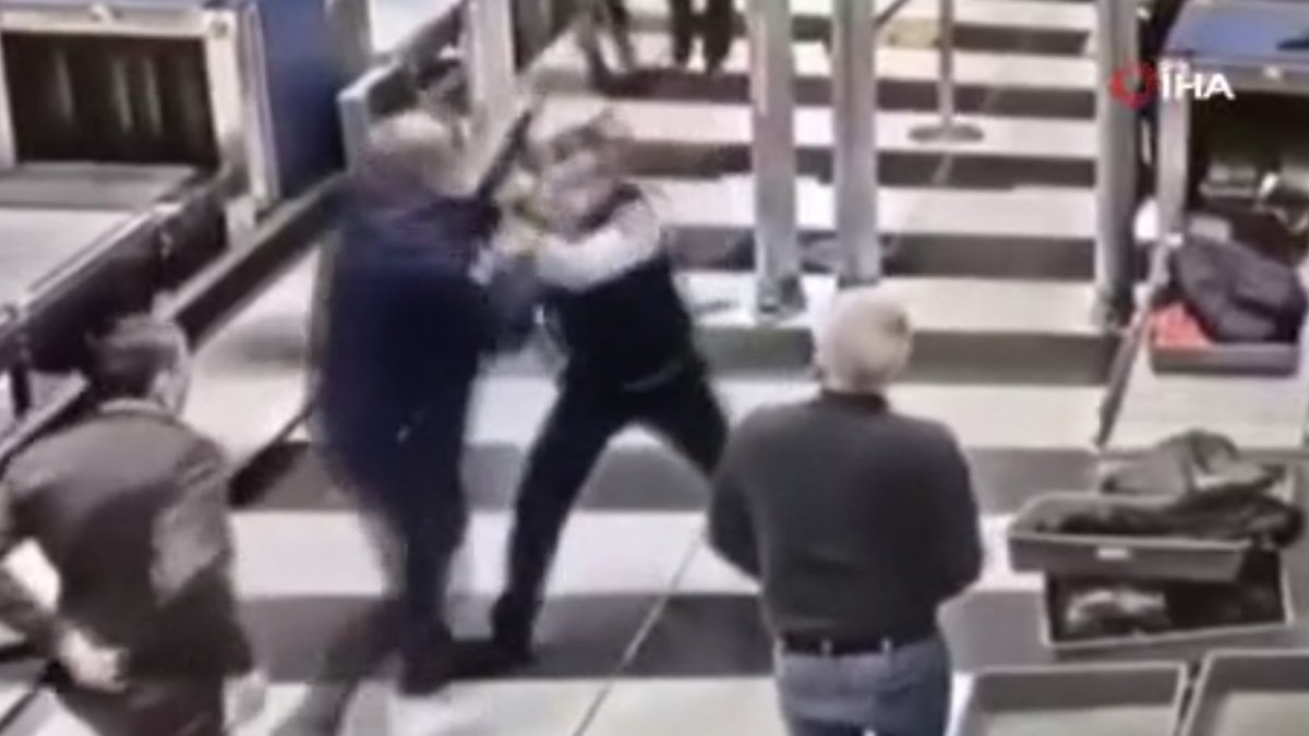 Attack on security guard at Moscow airport