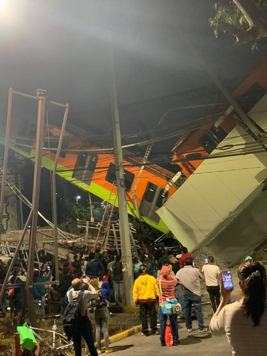 Train track collapsed in Mexico: 23 dead, 65 injured #3