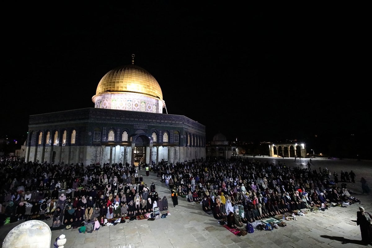 Tarawih prayer was held in Masjid al-Aqsa #1