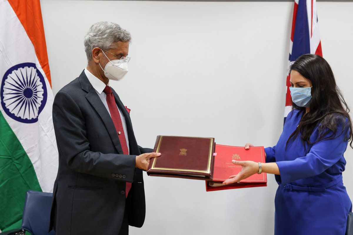 Indian Foreign Minister Jaishankar quarantined in the UK #3