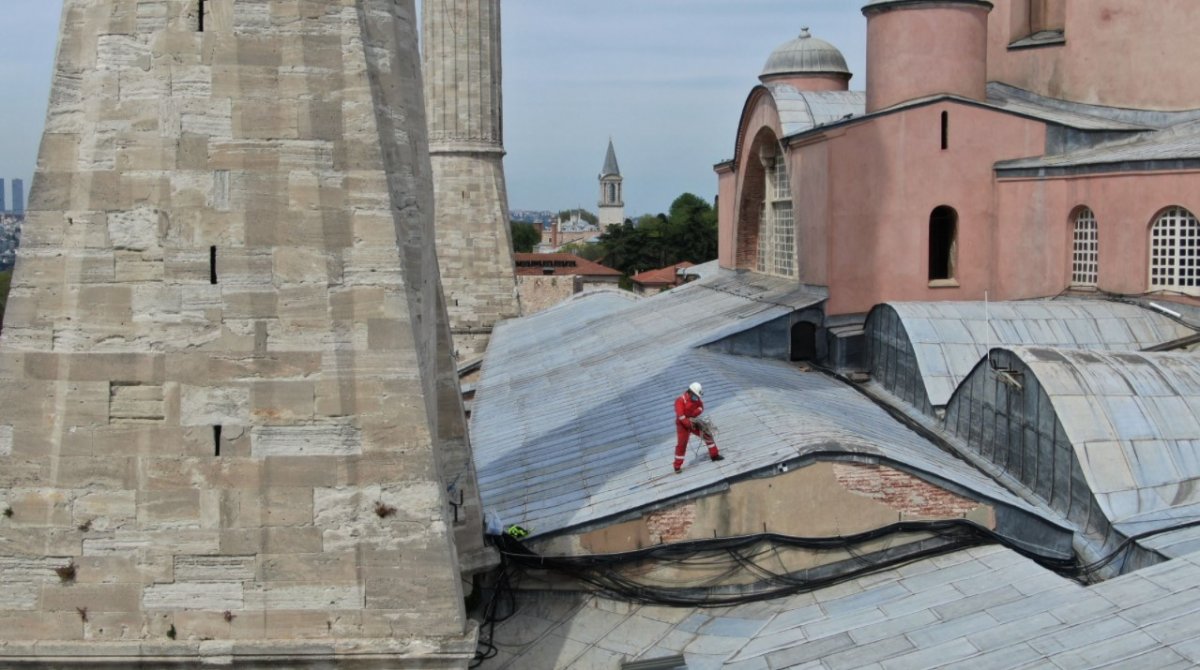 Ayasofya Camii mahya