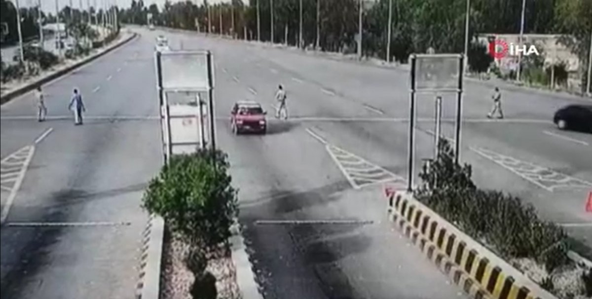 Hits police officer at extreme speed in Pakistan #1