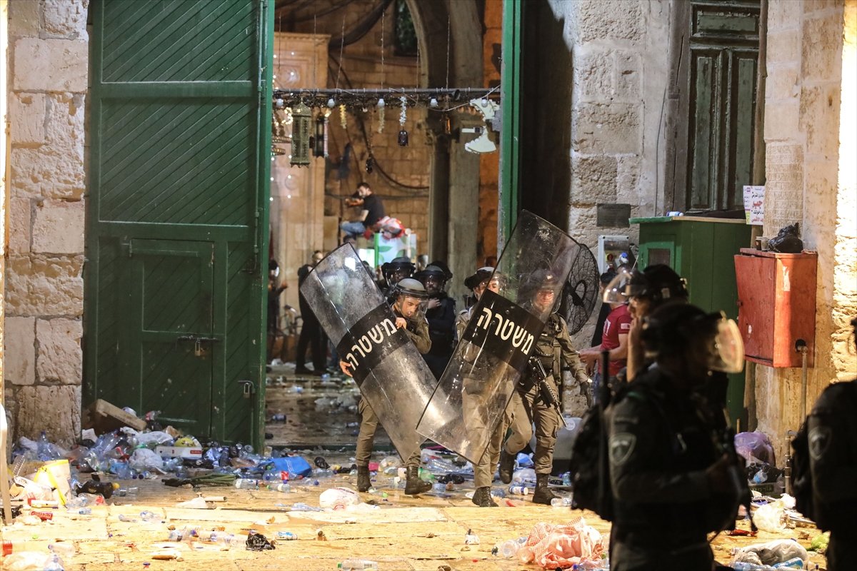 HDP li Hüda Kaya dan,  Türkiye de camilere saldırı düzenleniyor  algısı #5