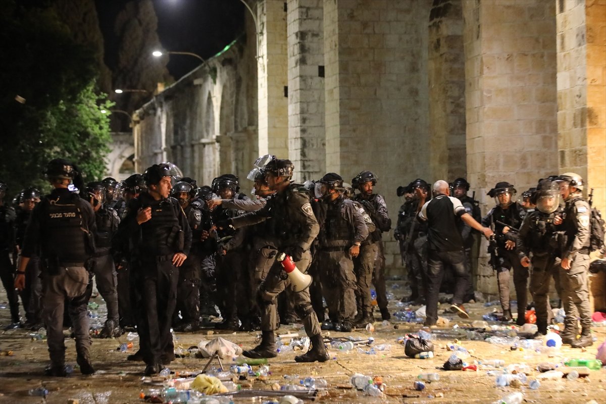 HDP li Hüda Kaya dan,  Türkiye de camilere saldırı düzenleniyor  algısı #2