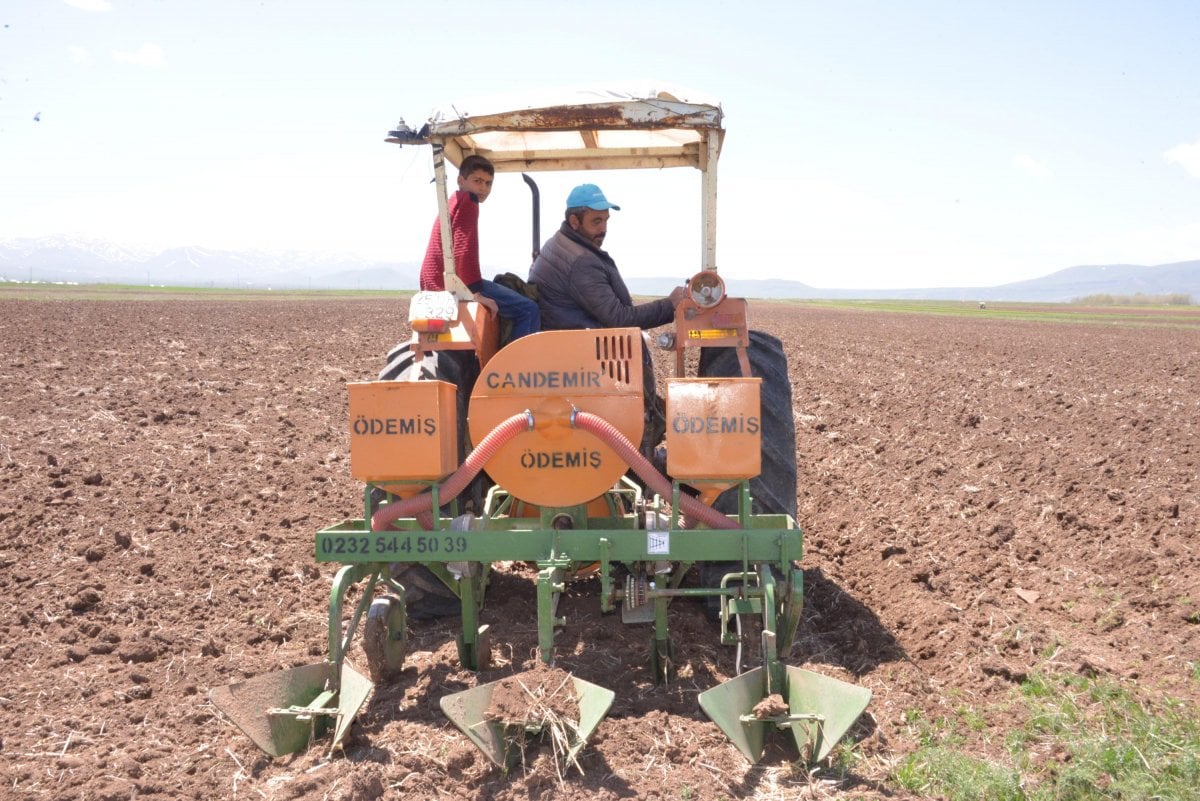 Erzurum tarımında kuraklık endişesi sürüyor #4
