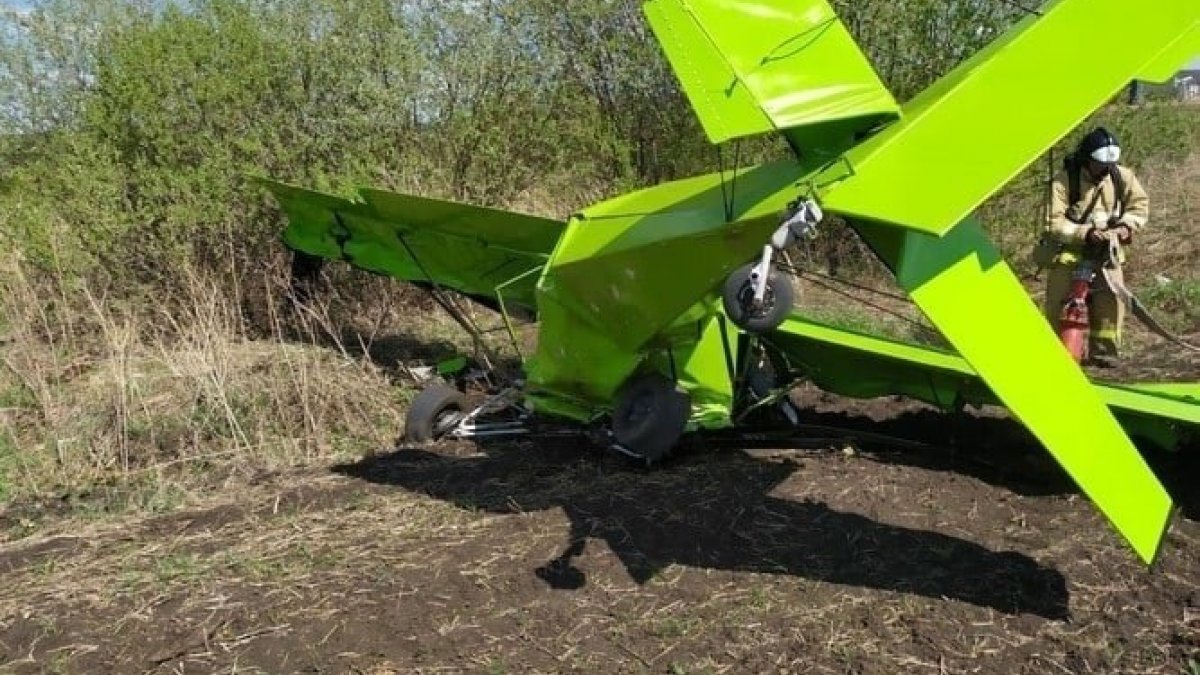 Maintenance worker hijacks small plane in Russia