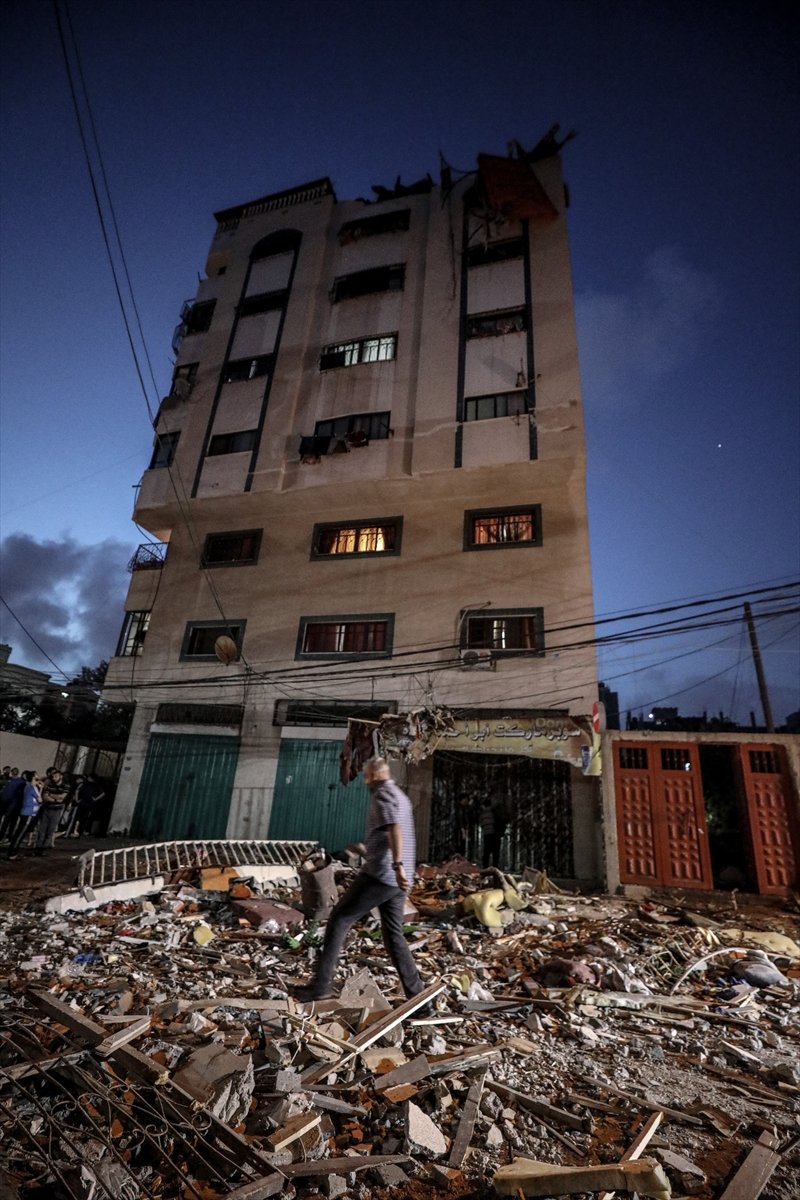 Israel attacks settlements in Gaza #11