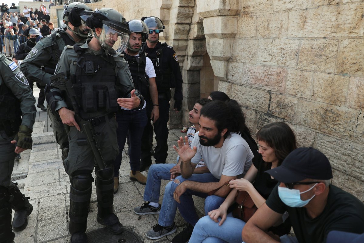 İsrail, 3 dinin kutsal gördüğü Kudüs te terör estiriyor #2