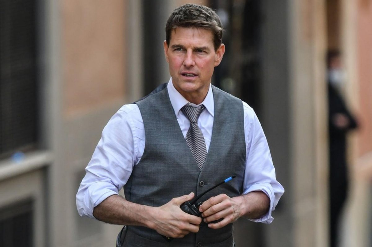 Tom Cruise un hayranları seti bastı  #1