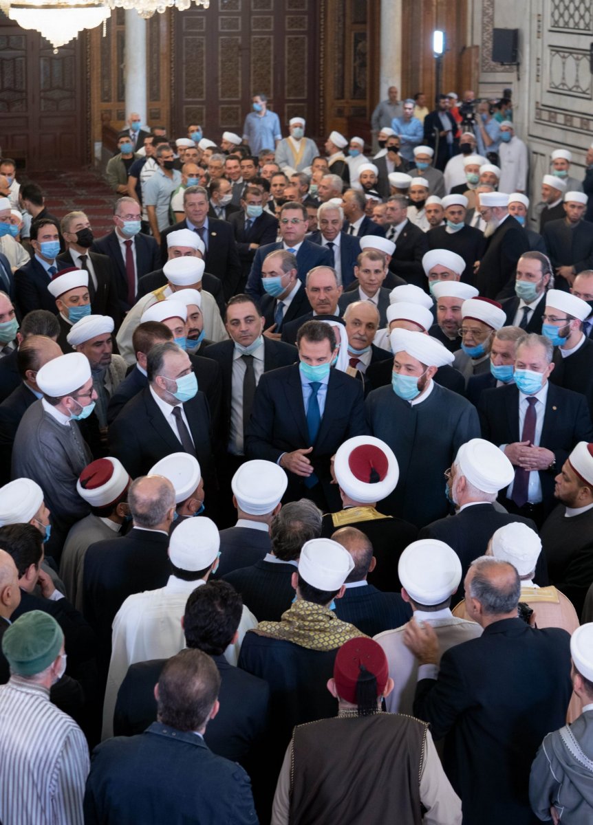 Assad performed the Eid al-Fitr prayer at the Umayyad Mosque #6