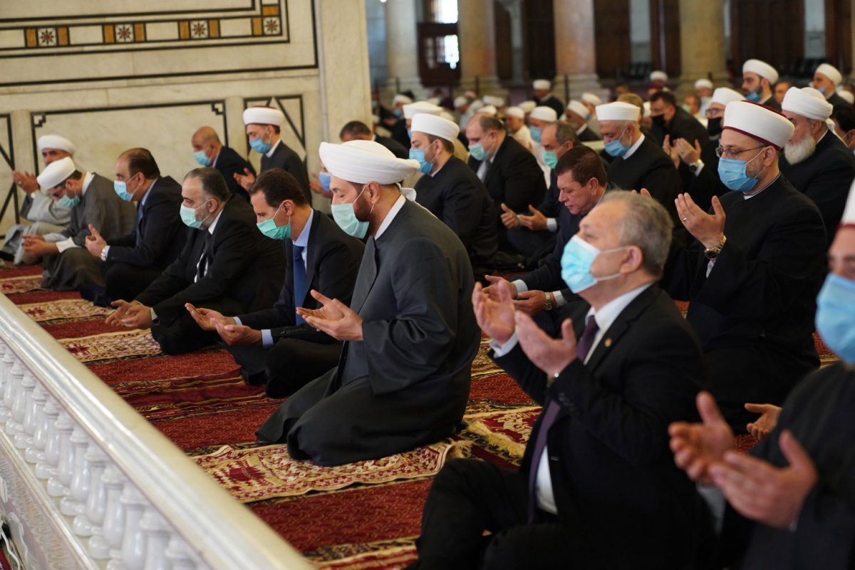 Assad performed the Eid al-Fitr prayer at the Umayyad Mosque #2
