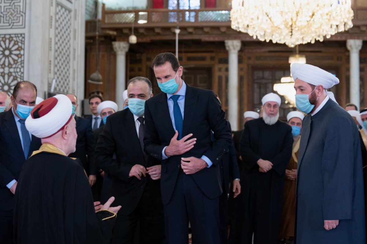 Assad performed the Eid al-Fitr prayer at the Umayyad Mosque #3