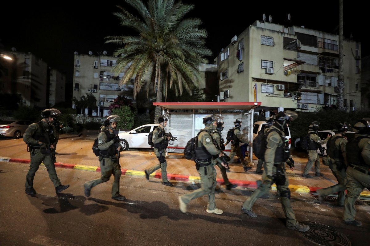 İsrail vatandaşı 374 Filistinli gözaltına alındı #1