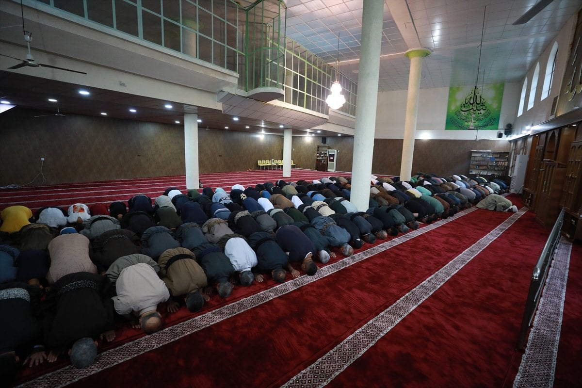 Eid prayer images from Muslims around the world #51