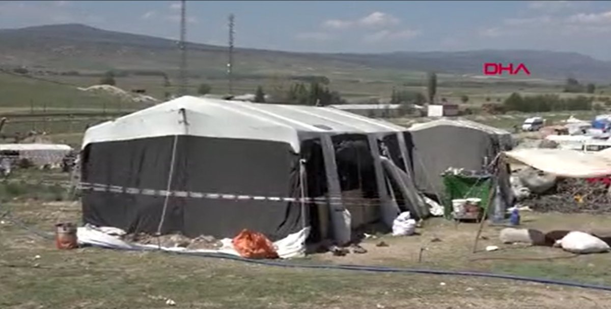Eskişehir’de mevsimlik işçilerin çadırı karantinaya alındı #1