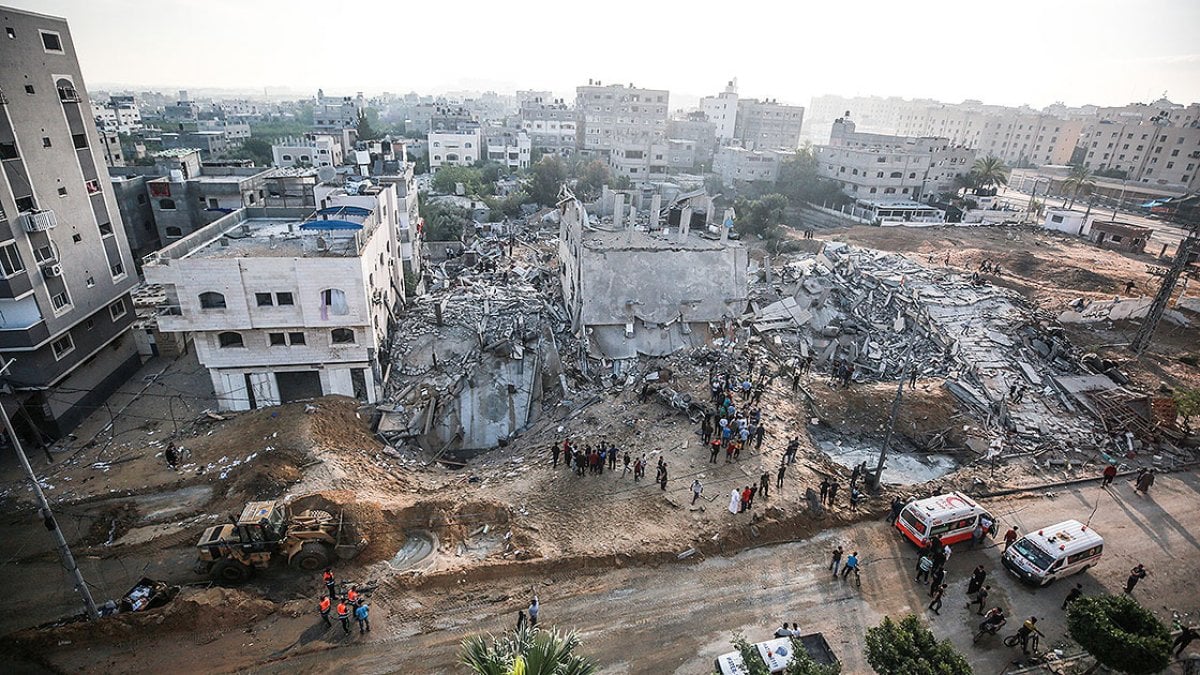 BM: Gazze de 200 den fazla konut yıkıldı #4