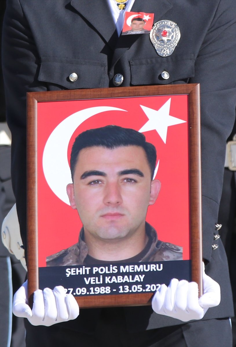 Şehit polis Veli Kabalay, Denizli de toprağa verildi #2