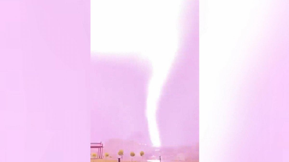 Lightning falling on the mountain in Saudi Arabia shattered the giant rock