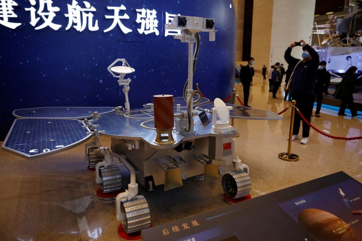Çin in keşif aracı Mars a iniş yaptı #3