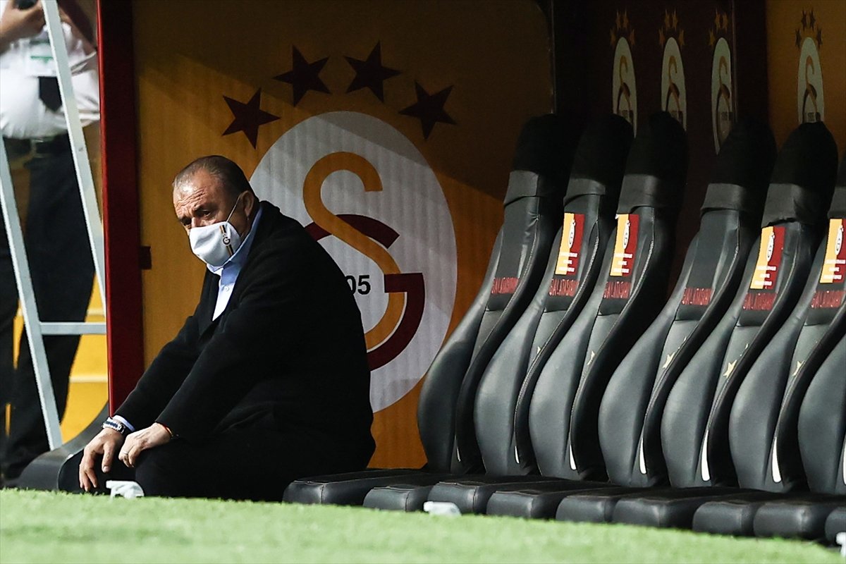 Fatih Terim: Galatasaray la gurur duyuyorum #1