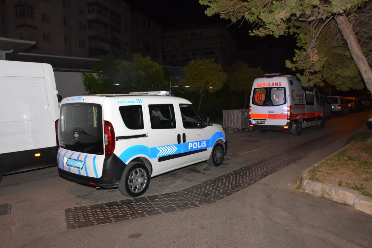 İzmir de çalışırken rahatsızlanan temizlik görevlisi hayatını kaybetti #4