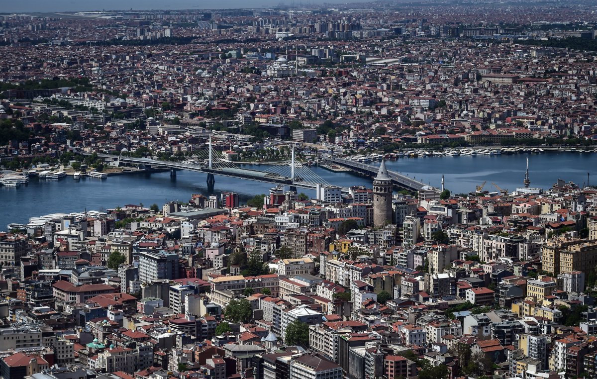 İstanbul un tarihi ve turistik yerleri havadan görüntülendi #4