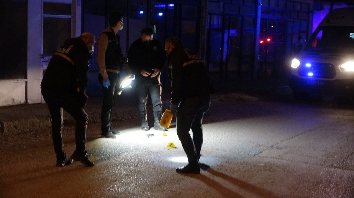Çorum da silahlı kavga: 2 yaralı #3