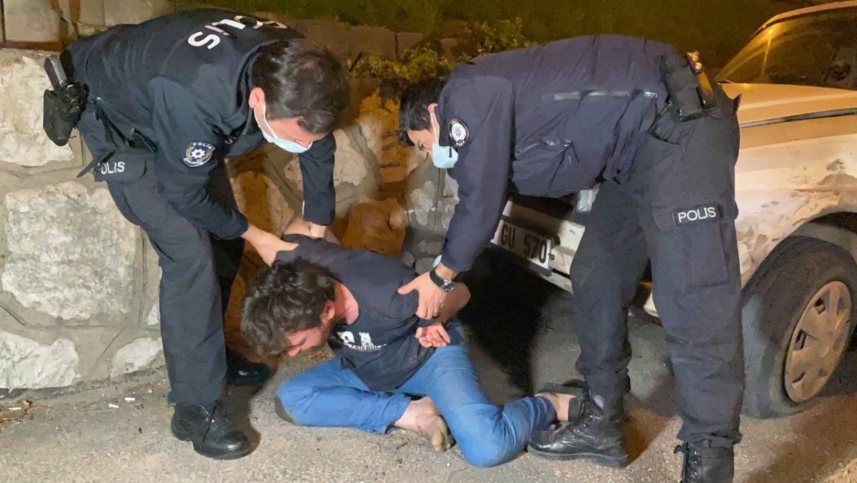 Bursa da boş yolda kaza yapan sürücüden polise serzeniş: Beni soyuyorsunuz #1