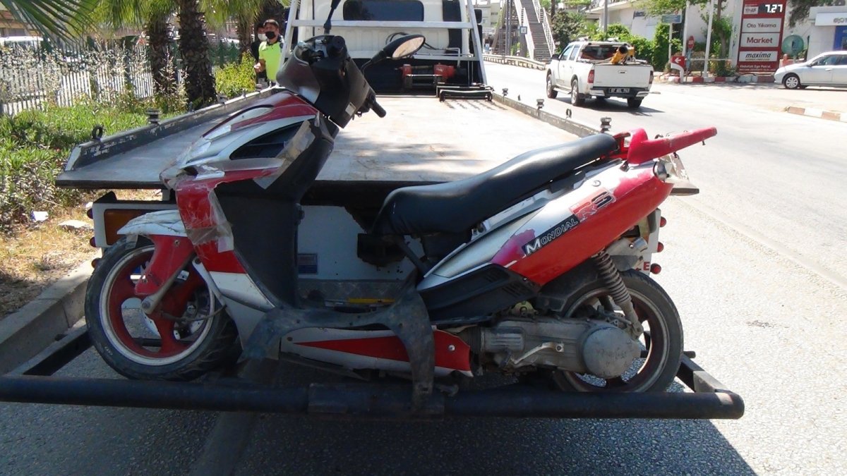 Antalya da dedeyle torunun yaralandığı kaza #4