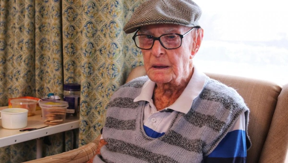 Australia's oldest man is 111 years old #3
