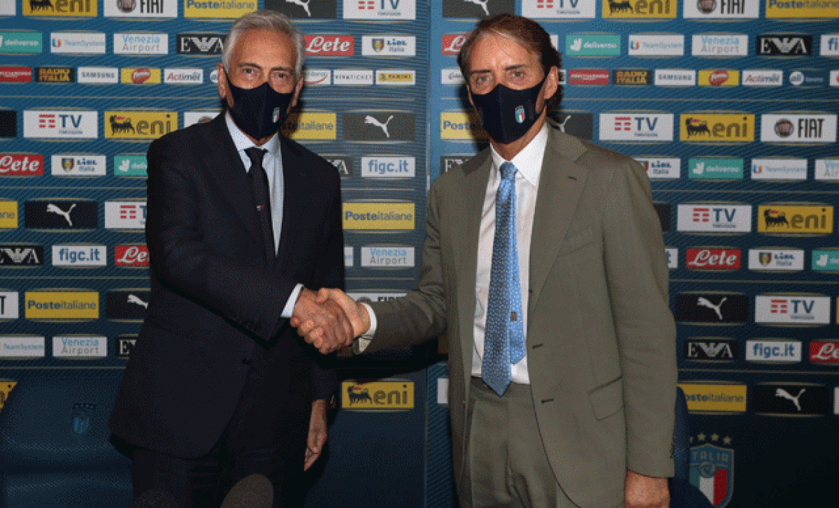 İtalya Milli Takımı nın başında 5 yıl daha Roberto Mancini olacak #1