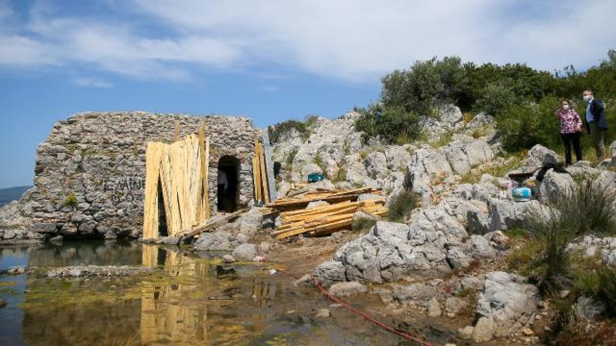 İzmir'de Roma dönemine ait taş hamam restore ediliyor