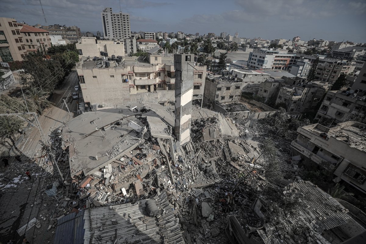 BM: Gazze de en az 52 bin kişi yerinden edildi #3